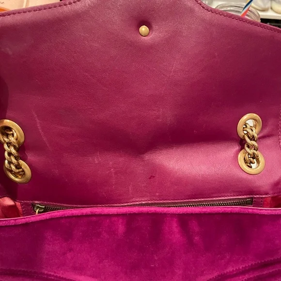 EUC GUCCI Velvet MatelasseGG Marmont Shoulder Bag - Fuchsia Violet Cyclamen - Picture 5 of 9